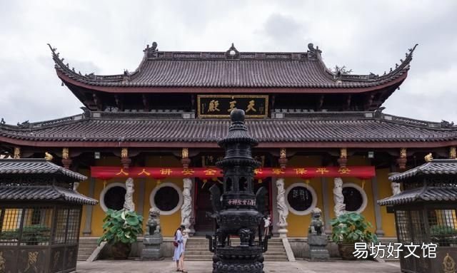 弥勒佛道场在什么地方 浙江宁波有座名山,供奉有弥勒佛,也是弥勒佛的道场
