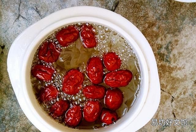 银耳莲子汤过夜,银耳莲子汤该怎么做