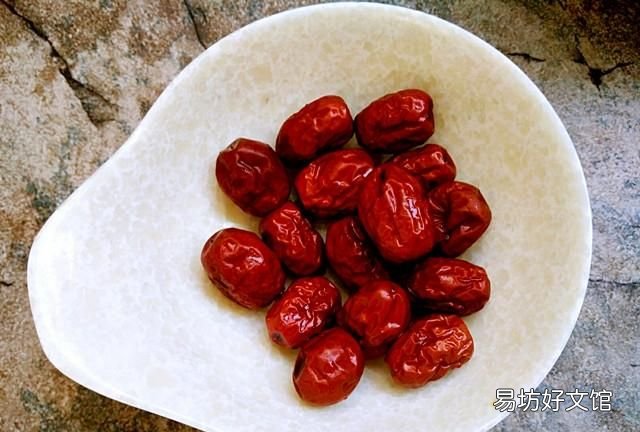 银耳莲子汤过夜,银耳莲子汤该怎么做