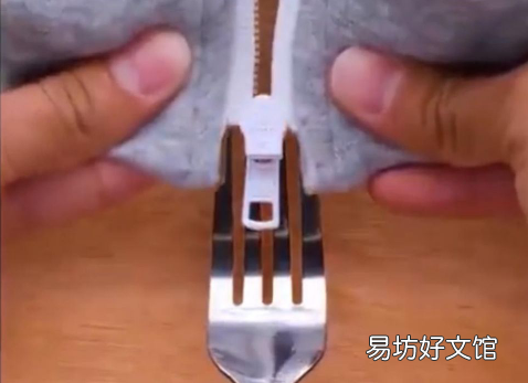 男裤前袋上拉链怎么上，衣服侧口袋拉链的做法
