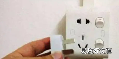 空调挂机怎么拆下来清洗,空调挂机怎样拆开清洗视频