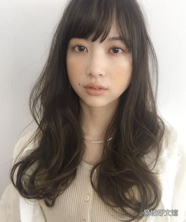 脸大剪什么发型,脸大的女生剪什么发型好看