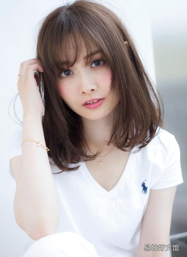 脸大剪什么发型,脸大的女生剪什么发型好看