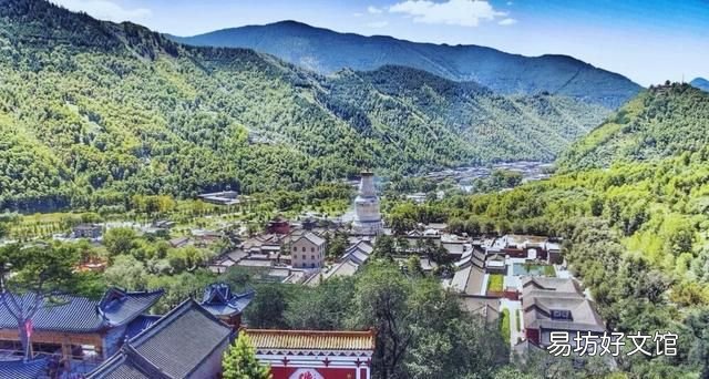 五台山位于 山西五台山是一座山