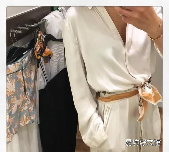 丝巾有哪些搭配方式可以借鉴衣服
