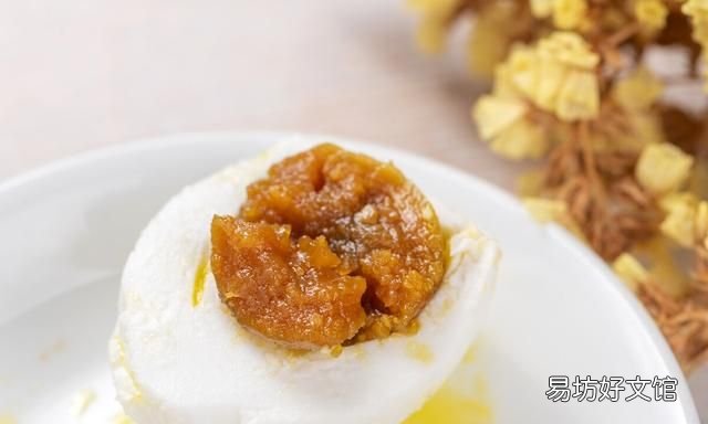 鸭蛋 腌鸡蛋出油最好的方法，鸡蛋腌制后为什么会出油？