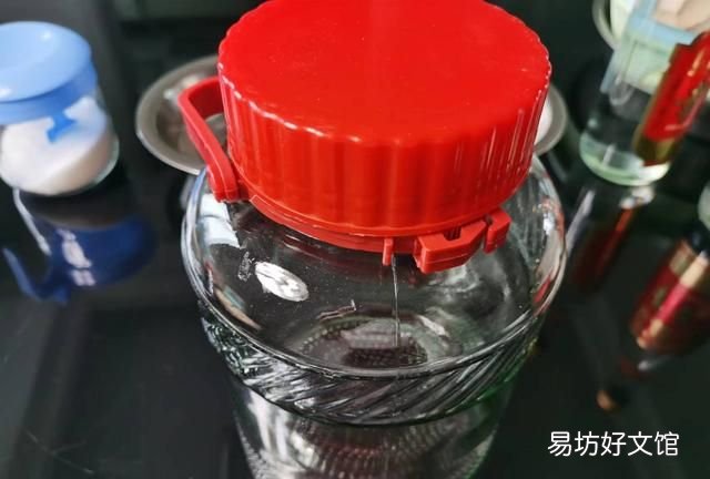 鸭蛋 腌鸡蛋出油最好的方法，鸡蛋腌制后为什么会出油？