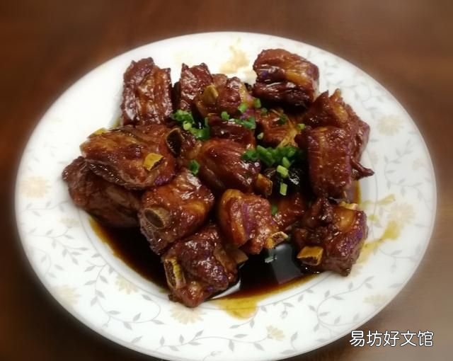 不焯水不炒糖色做糖醋排骨的办法