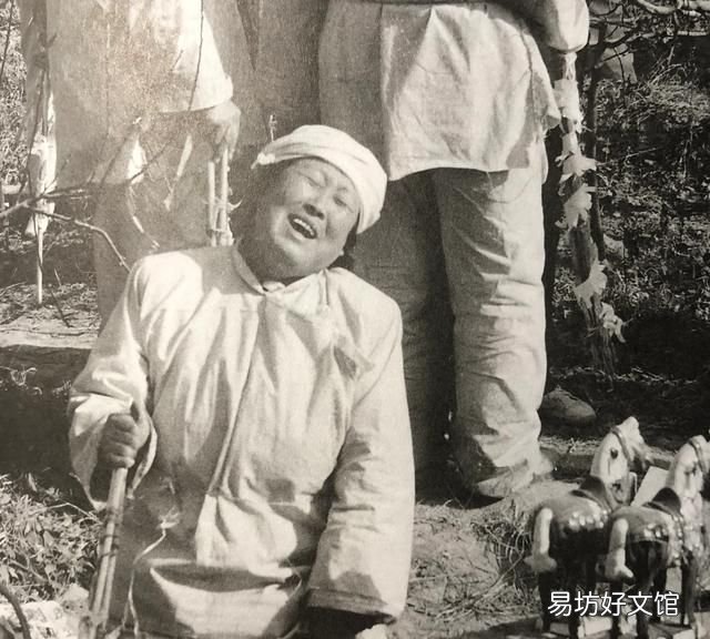 为什么大家为死去的人,磕头一般都磕三个头呢