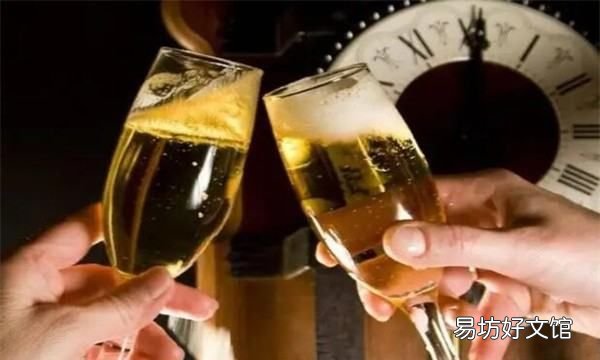 关于喝酒的浪漫句子,喝酒的经典幽默句子