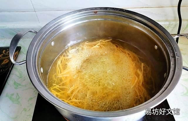 蜂蜜柚子茶夏季饮品做法 家庭自制蜂蜜柚子茶的做法