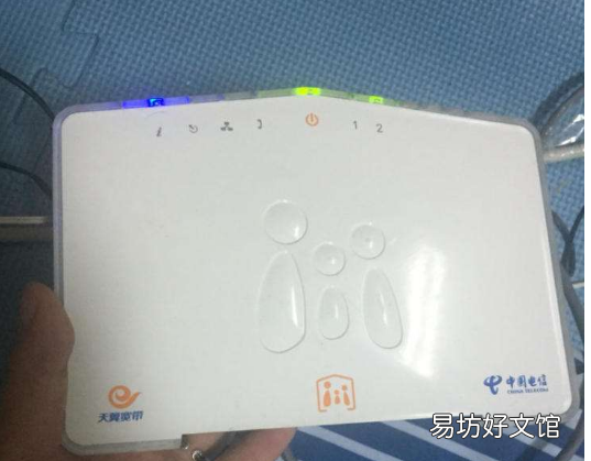 宽带是那几个灯闪烁,联通宽带光猫正常工作亮几个灯
