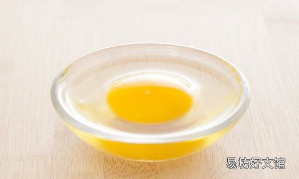 鸡蛋去眼袋的方法,姜片泡鸡蛋清可以消除眼袋吗
