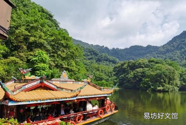 zhōng 蝈蝈和蛐蛐的区别:螽斯寓意多子多福,蛐蛐却啃食庄稼