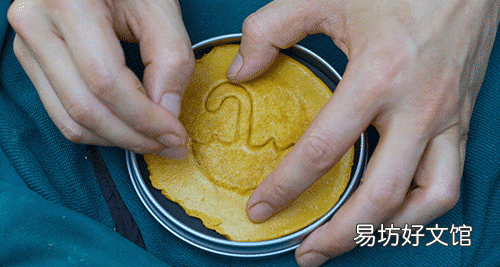 为什么白色的砂糖和冰糖在制备成椪糖后会变成褐色?