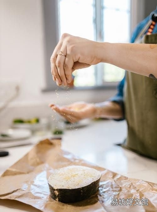 食用盐都是加碘盐吗,盐中的抗结剂会有害身体健康?