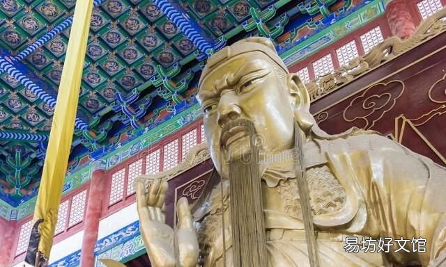 桃李满天下指的是谁,桃李满天下的人物是谁