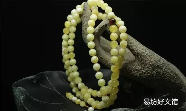 你知道这块琥珀是怎样形成的吗？