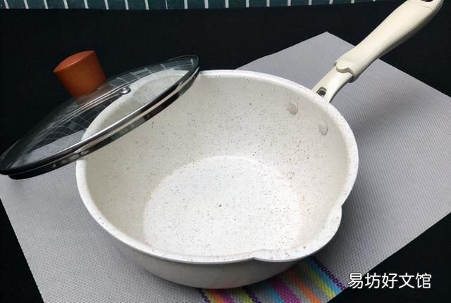 生铁熟铁,铁锅分“生铁”和“熟铁”,区别挺大,弄懂再买,学会开锅更好用