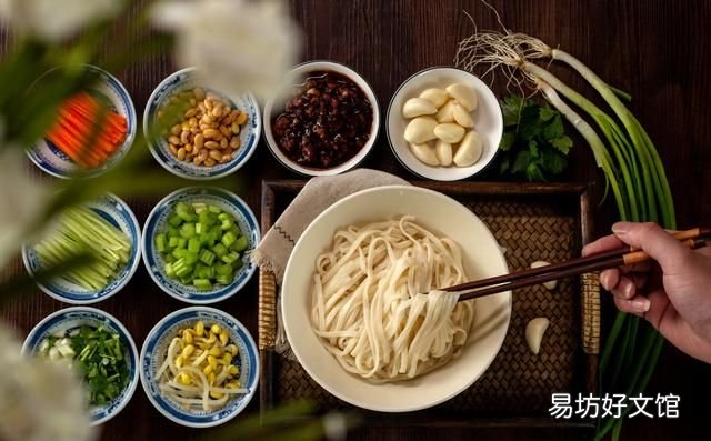 兰州牛肉拉面热量最低，减肥的朋友们可以试试刀削面和拉面哦！