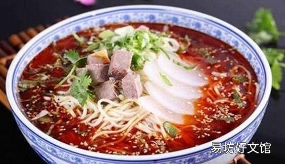 兰州牛肉拉面热量最低，减肥的朋友们可以试试刀削面和拉面哦！