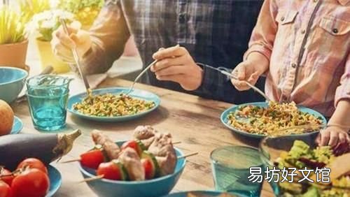 雪纳瑞掉毛吗,解决狗狗爆冲,随地大小便,叫不回,撒手没,乱叫,护食等狗狗行为问题