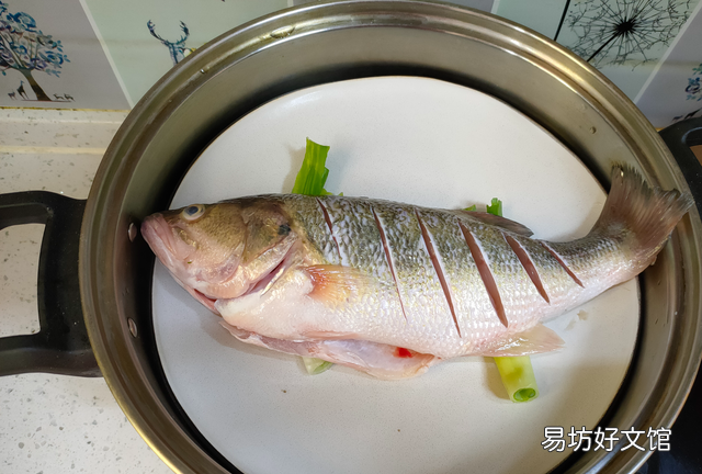 做清蒸鱼,蒸几分钟最合适?不少人搞错了,难怪鱼肉不嫩、腥味重