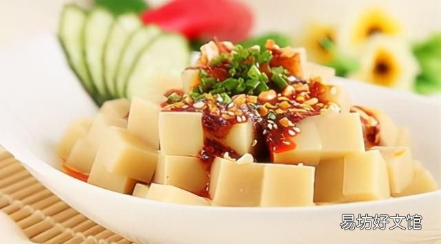 重庆特色美食，到重庆旅游，这12道当地特色美食不容错过，颠覆你的味蕾体验