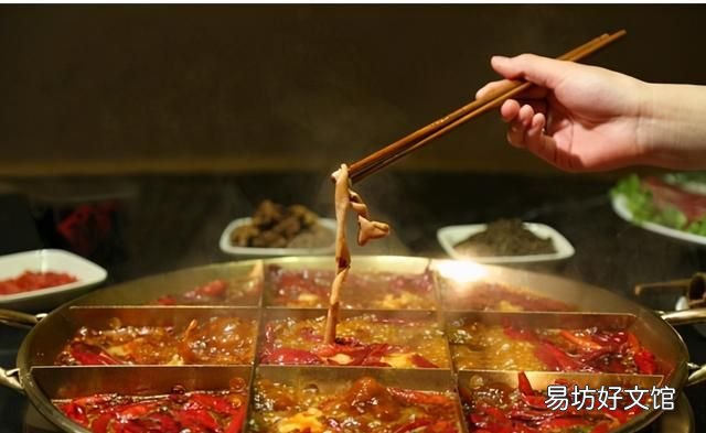 重庆特色美食，到重庆旅游，这12道当地特色美食不容错过，颠覆你的味蕾体验