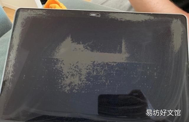 液晶电视屏幕能用酒精湿巾擦吗 那些常年被酒精擦的屏幕