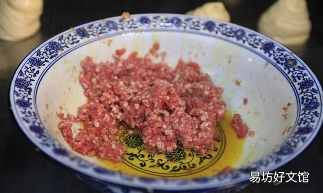 牛肉馅饺子怎么调馅，牛肉馅饺子怎么调味好吃