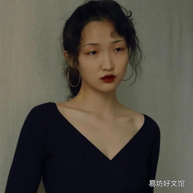 单眼皮的女生应该怎样画眼妆?