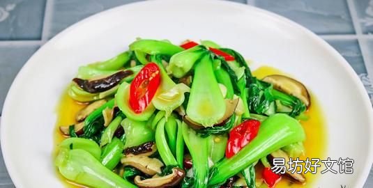 炒青菜怎么炒得翠绿 炒青菜也有窍门怎么炒色泽透亮