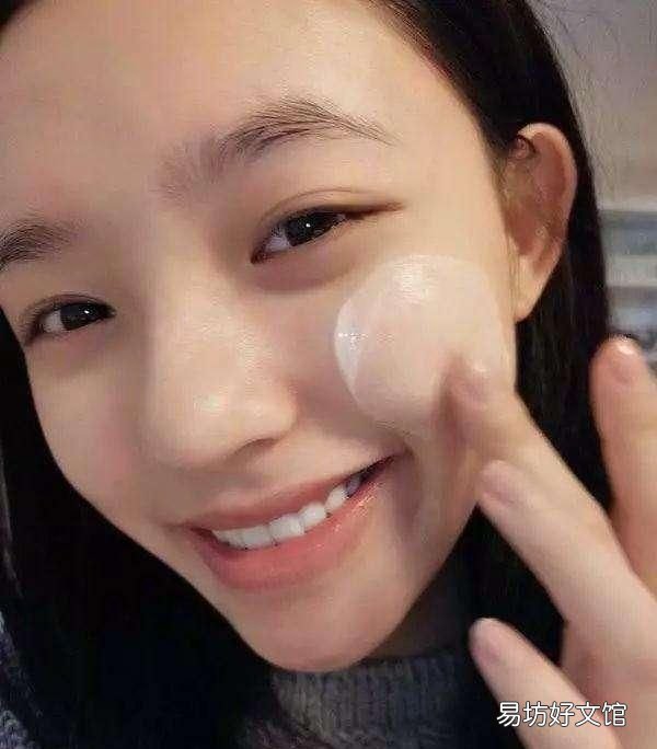 “隔离霜”和“防晒霜”哪个先涂?搞清楚这1步,不然脸油还暗沉