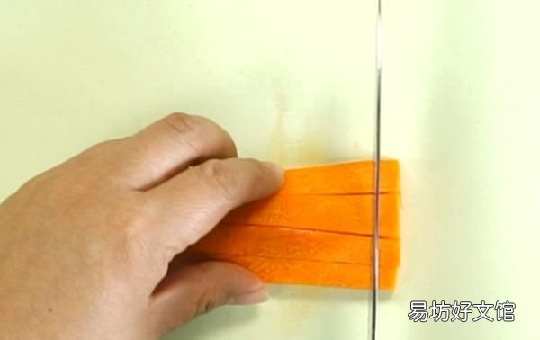 宫保鸡丁的来历，宫保鸡丁中的宫保是什么意思