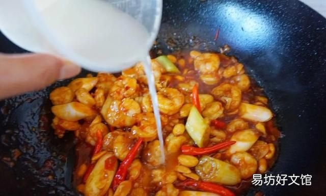 宫保鸡丁的来历，宫保鸡丁中的宫保是什么意思