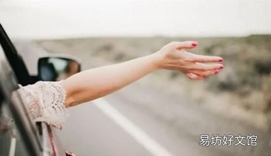 直升飞机又是怎么飞起来的?飞机在空中飞行的原理是什么