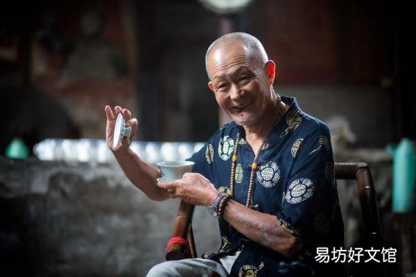 解释摆龙门阵所代表的含义 摆龙门阵的意义