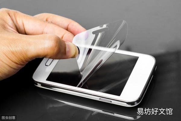 掌握贴膜时应注意的技巧和方法 如何贴膜才能避免气泡和边角起粘