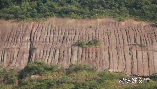 丹霞地貌五个形成条件 丹霞地貌的特点及成因概括