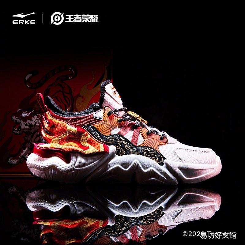揭曉最新款一款鞋子報(bào)價(jià) 鴻星爾克運(yùn)動(dòng)鞋男鞋價(jià)格