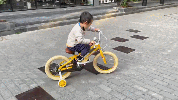 7款热门儿童自行车优缺点评测 儿童自行车永久和凤凰哪个好