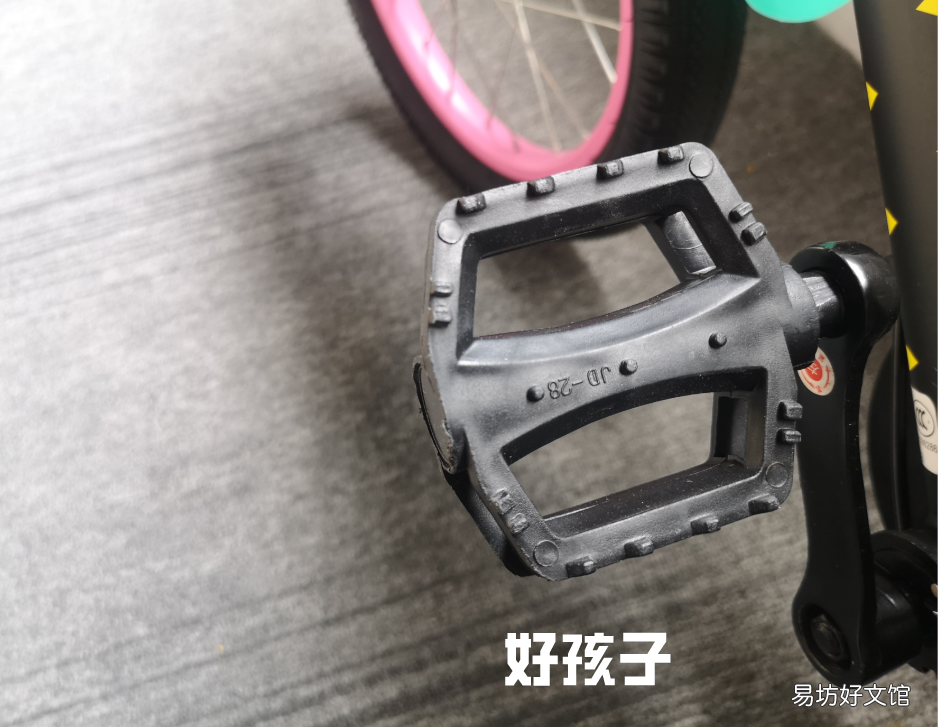 7款热门儿童自行车优缺点评测 儿童自行车永久和凤凰哪个好