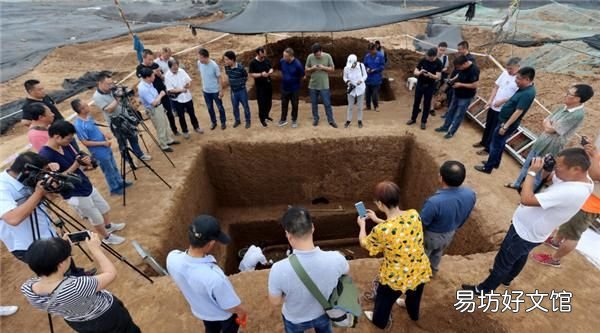 张飞古尸出土时样子 张飞出土后的死尸照片