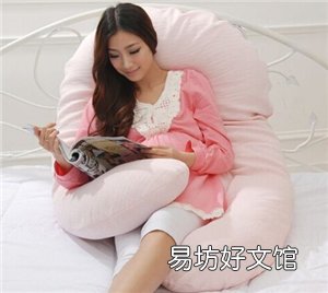 孕妇睡觉的正确姿态示意图