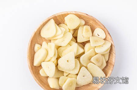 谢娜自爆出国留学被催生，高压力下备孕该咋办？