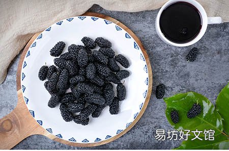 胎儿发育不好是什么原因引起的 早知道早预防