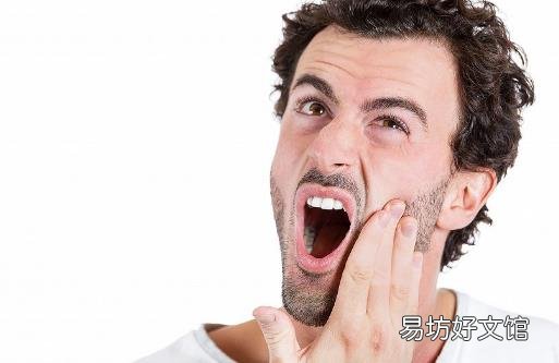 口腔白斑切勿私自用药 科学就诊预防口腔白斑