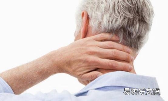 预防颈椎病从日常生活着手 预防应选个合适的枕头