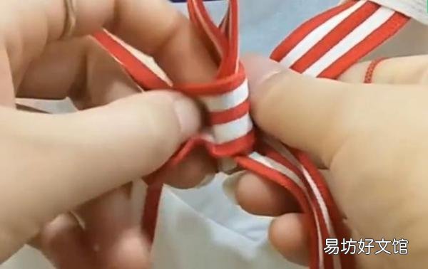 全网最全蝴蝶结的系法步骤大全 最简单的蝴蝶结打法教程